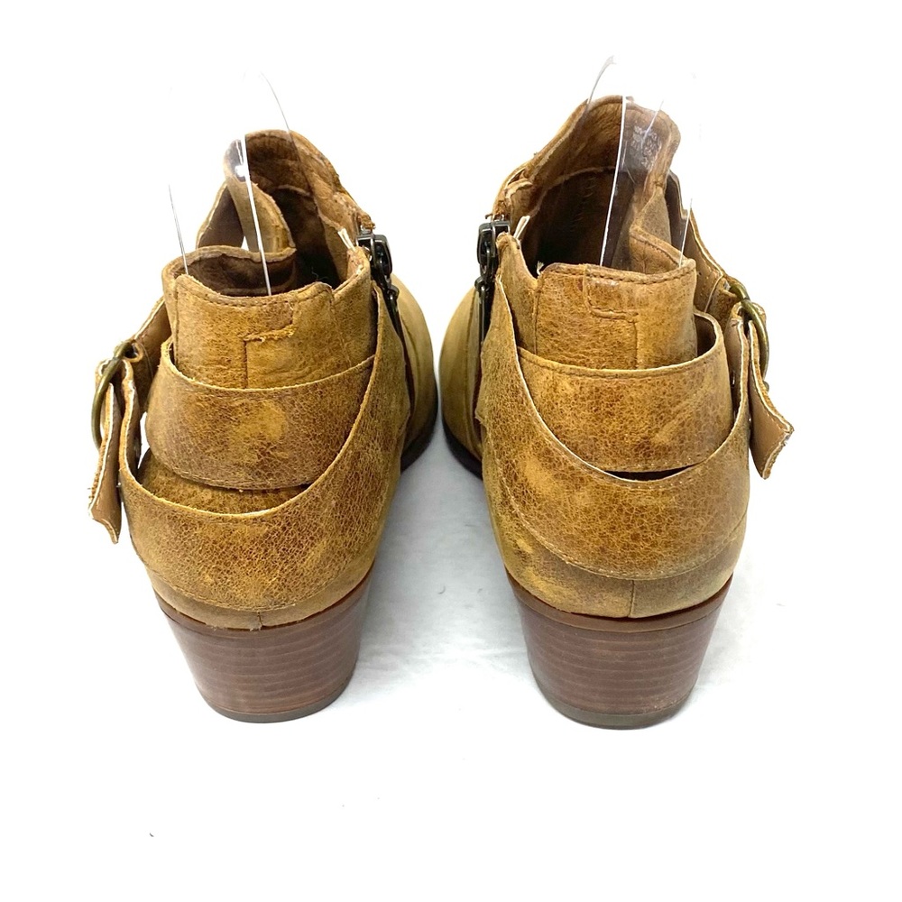 Clarks Boots - Picture 7 of 7